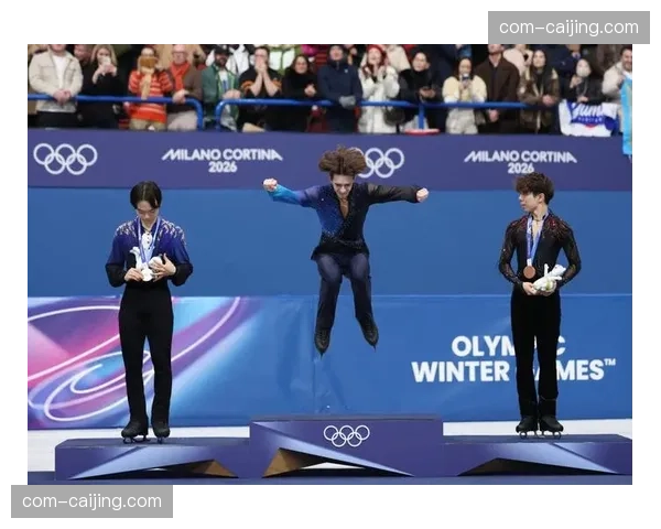 哈萨克斯坦选手萨多洛夫花样滑冰男单夺金 创该国冬奥历史 哈萨克斯坦选手萨多洛夫花样滑冰男单夺金 创该国冬奥历史